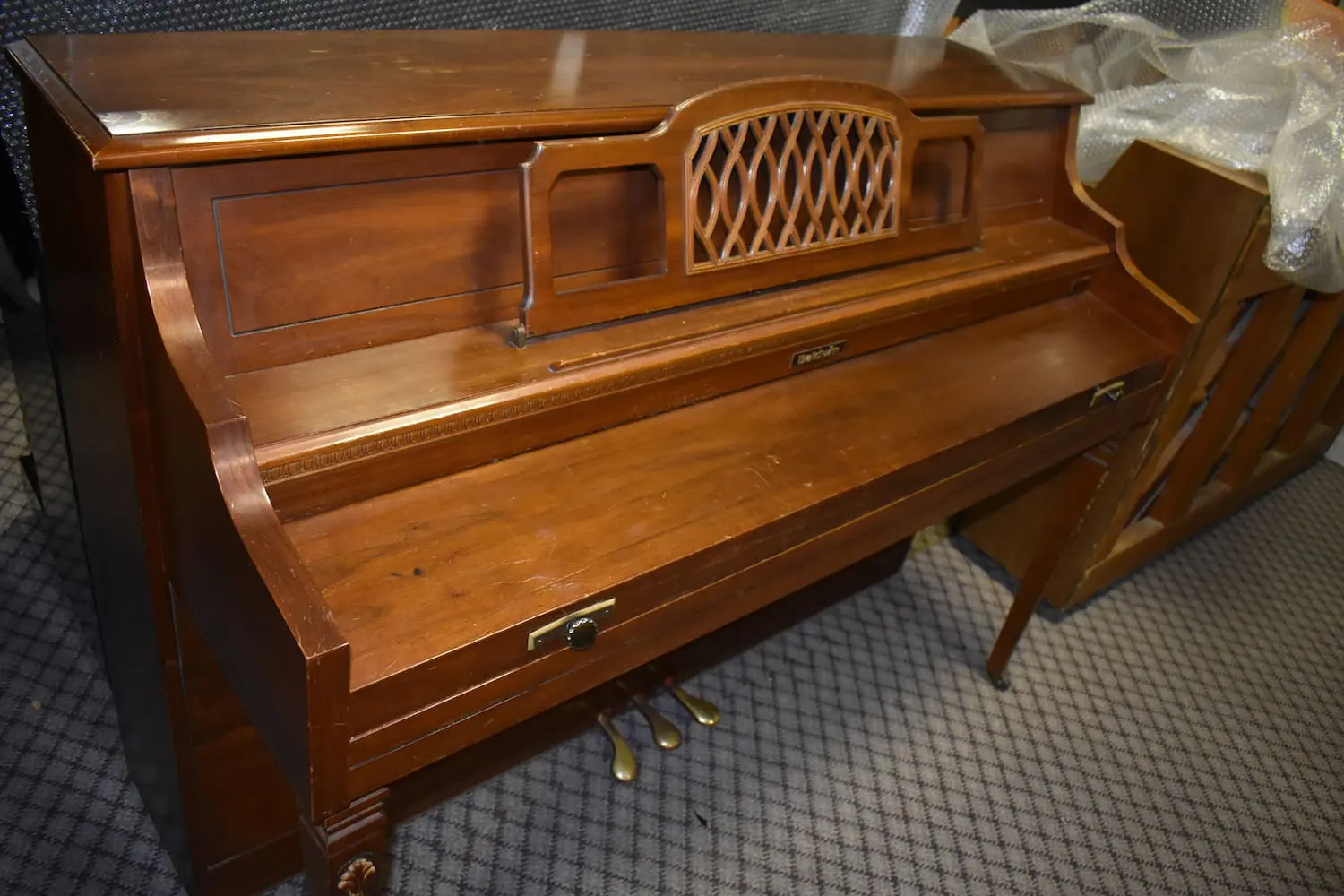 Used brown Baldwin Classic 1449923 piano